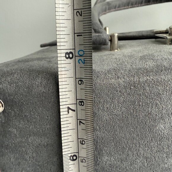 Gray Makeup Case - Picture 12 of 12